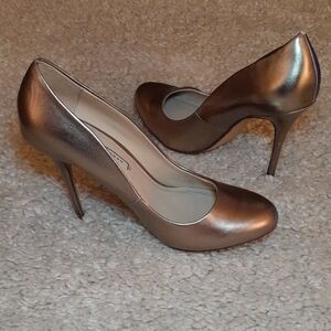 ZARA Mettalic Round Toe Pumps Euro 39